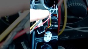 как подключить кнопку управление андроид магнитолой на ВАЗ приору с индикатором света и включения)