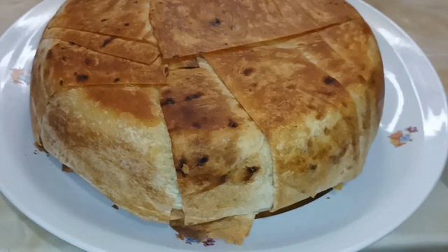 #բրինձով# փլավ#իշխան# ձուկ։Խրթխրթան լավաշով ու  չամիչով փլավ։Raisin Pilaf In Lavash.