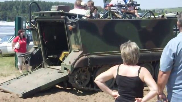 ( Part 1 ) - M113 Panzer fahren / M113 Tank driving смотреть онлайн