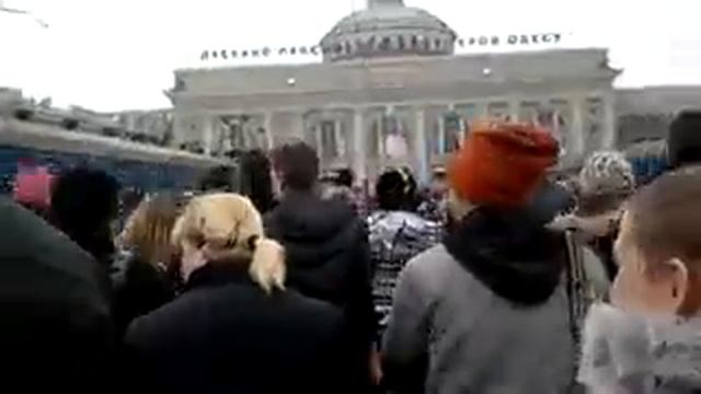 ОДЕССА НА ВОКЗАЛЕ! смотреть онлайн