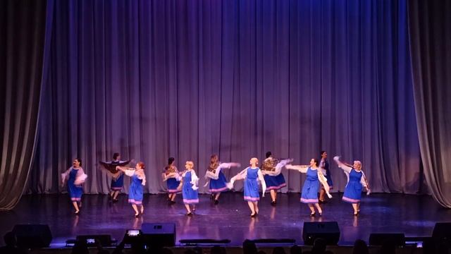 Варенька. Фэнтези. Отчетный концерт 19.04.2024. Танцевальный ансамбль. Леди. . смотреть онлайн