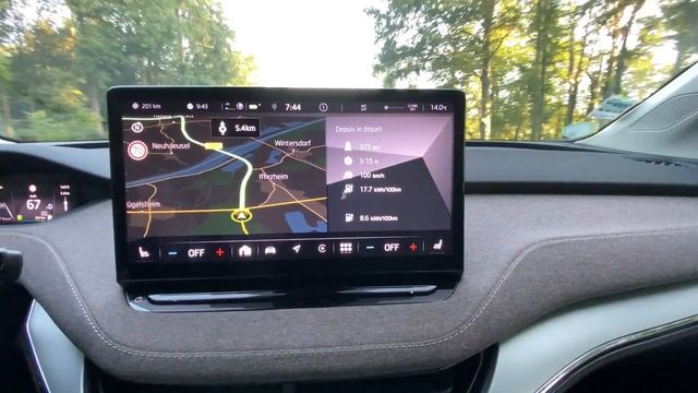 ENYAQ 77 KWh: 900 Km Sur Autoroute Avec 2 Sessions De Recharge