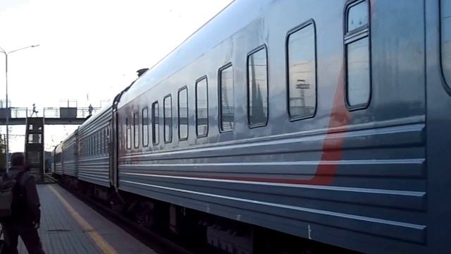 ЧС4т-312 с №100 поезд Москва-Владивосток.