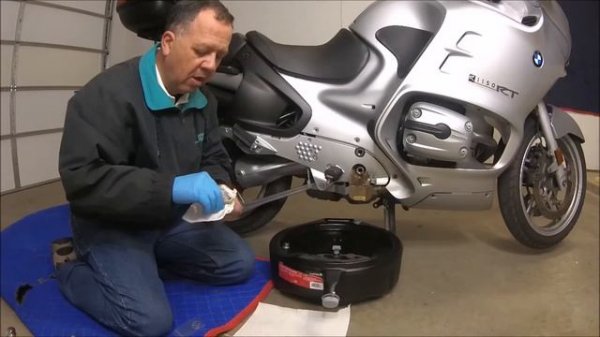 Gear Box Oil Change BMW R1150RT
