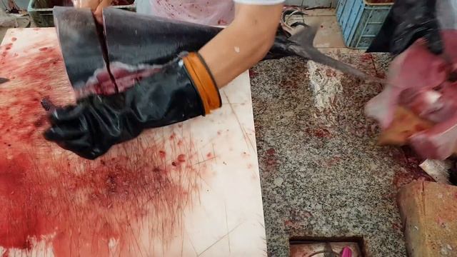 Tuna Fish 20 KG $200 Cutting by Primitive Way। Fresh Tuna Fish Cutting by Knife। Skilled Fish Fille смотреть онлайн