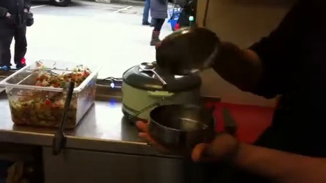 Sarb Mund with Soho Road explains their food concept смотреть онлайн