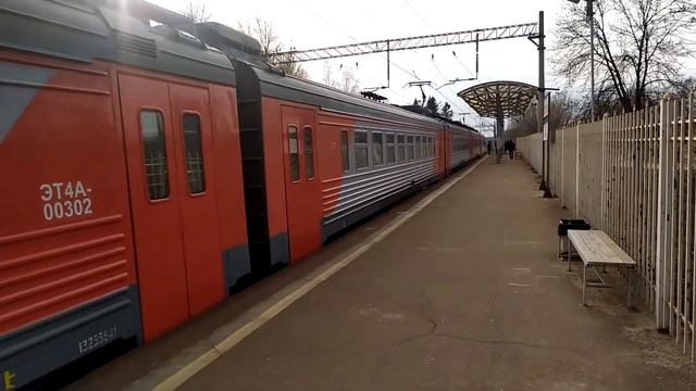 Электропоезд ЭТ4А смотреть онлайн