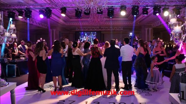 Digilife Müzik - Büşra ve Burak Emerle Wedding - Elite World Hotel Business смотреть онлайн