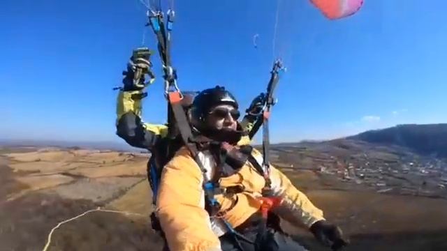 Fall Tandem paragliders and use of rescue Parachute смотреть онлайн