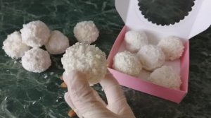 Вкуснейшие конфеты Рафаэлло.