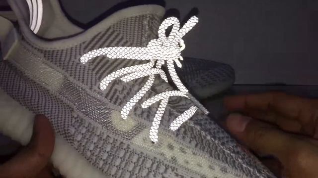 Yeezy BOOST 350 V2 Static Colorway смотреть онлайн