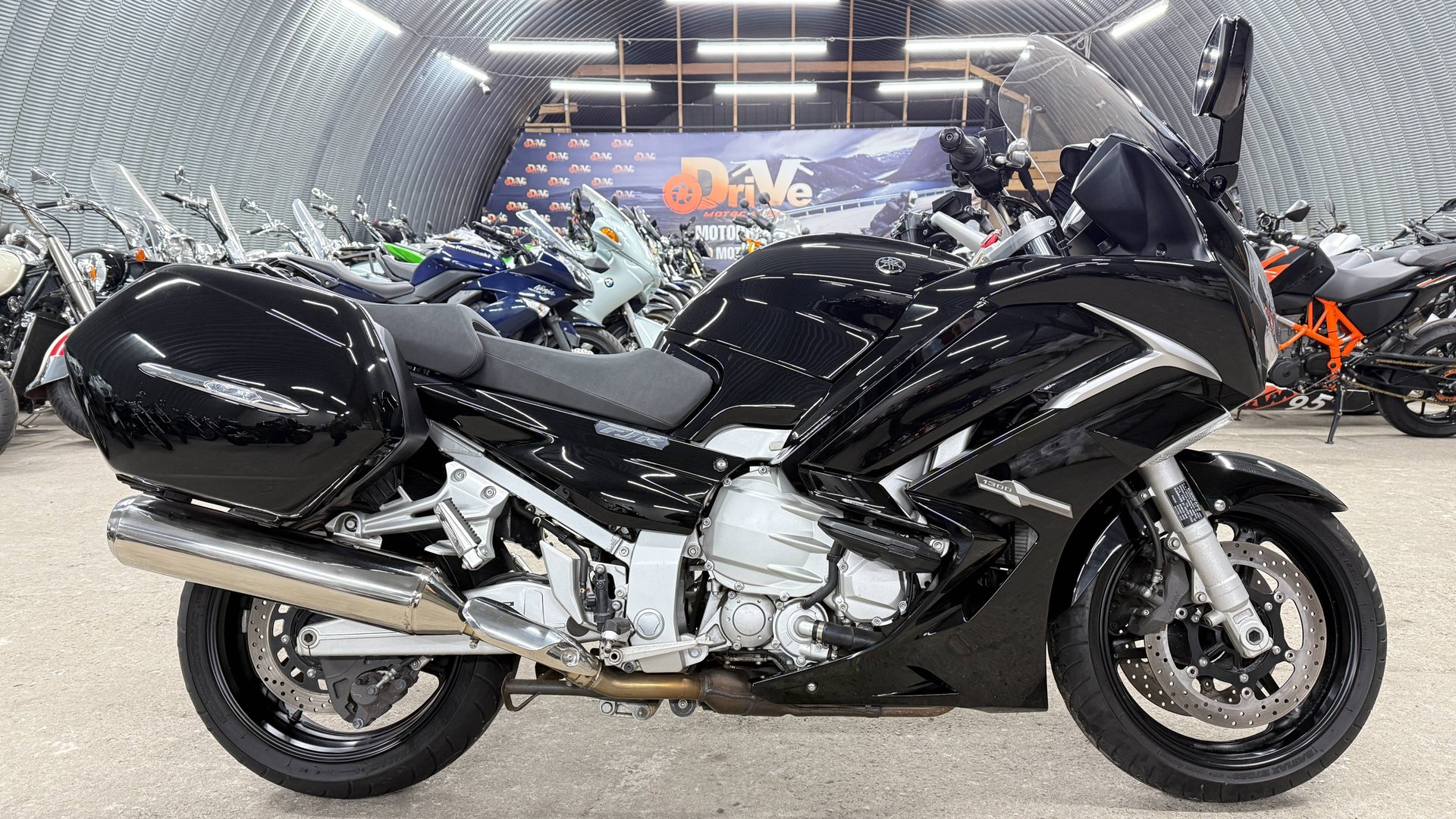 Обзор Yamaha FJR 1300 |В НАЛИЧИИ| смотреть онлайн