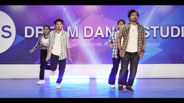 Besharmi Ki Height | Main Tera Hero | Dance Video | Dream Dance Studio Pune смотреть онлайн