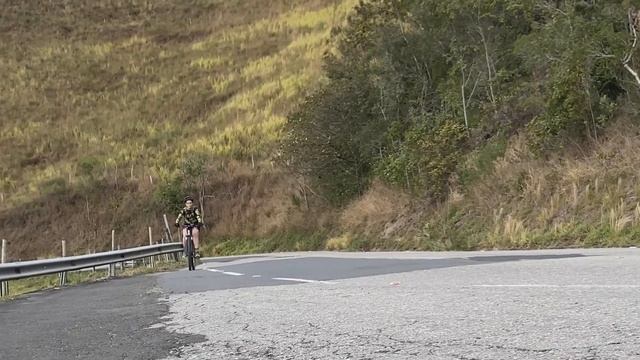 Primeira vez subindo a Serra do Rio do Rastro de Bike смотреть онлайн