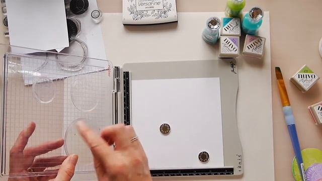 Nesting Circle stamps mixed media collage tutorial смотреть онлайн