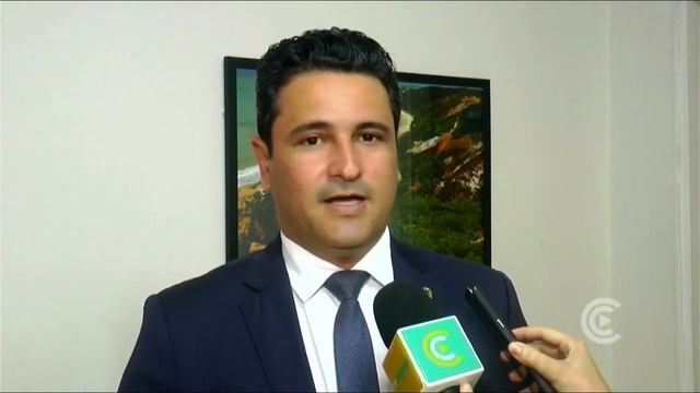 Professor Gilbert Patsayev recebe homenagens na CMJP = JC 23/04/2024 смотреть онлайн