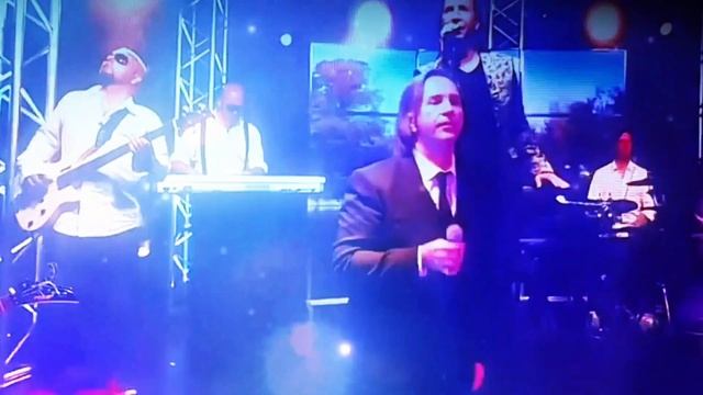 По белым клавишам - Олег Попков смотреть онлайн