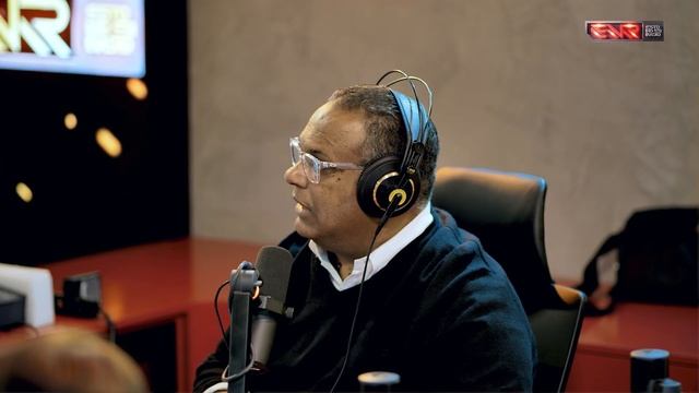 PEDRO CASALS Y DON SANTI SE ENFRENTAN POR DEPORTACIÓN DE HAITIANOS EN EEUU смотреть онлайн