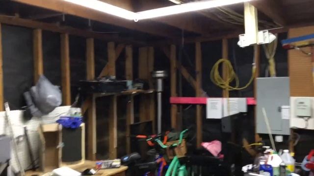 Barrina LED Shop Lights.... A Good Buy or Not?! смотреть онлайн