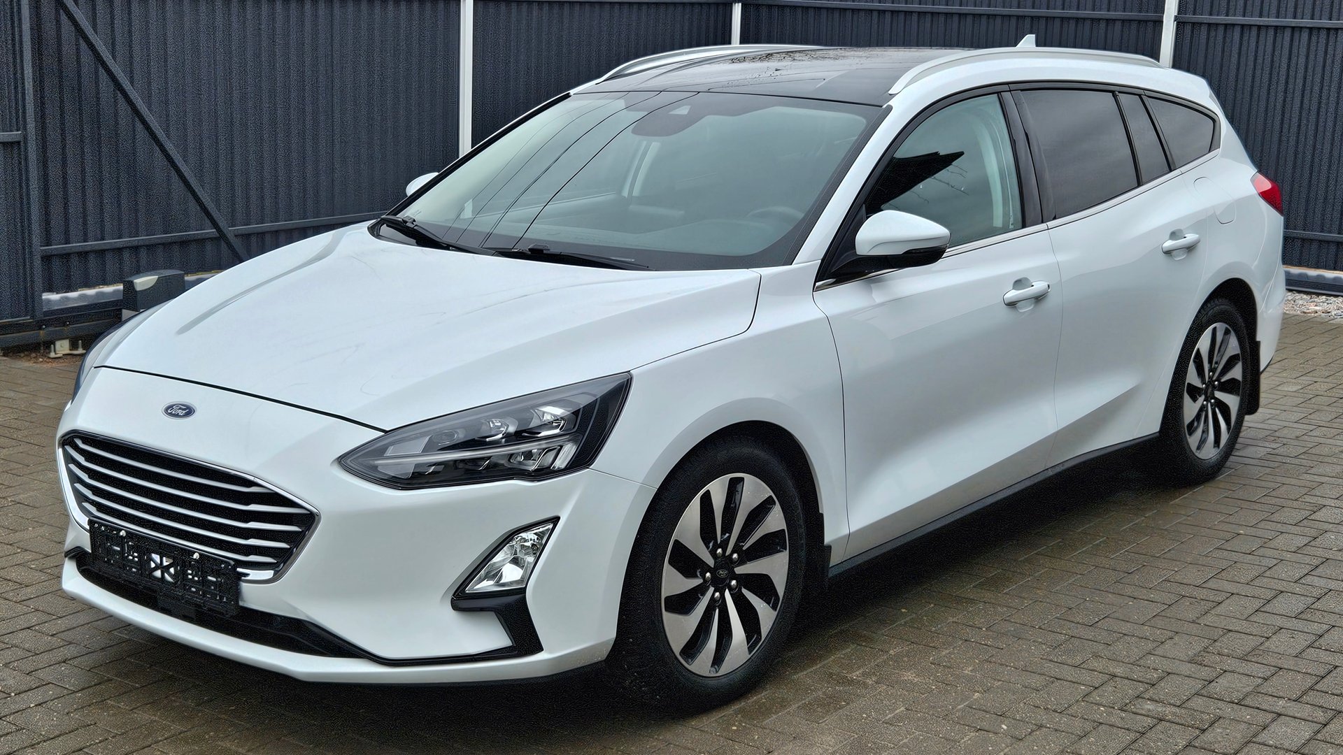 Ford Focus Combi 2020! 1.5 дизель 120 л.с. 6МКПП! БЕЗ Adblue! led фары, подогревы, круиз! смотреть онлайн