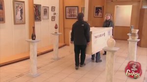 Помогите ящик занести...