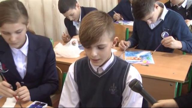 Твій світ (Урок малювання, манікюр) 08.01.17 смотреть онлайн