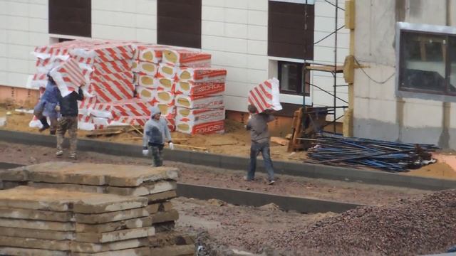 Грузовик Ивеко типа Газели - Разгрузка смотреть онлайн