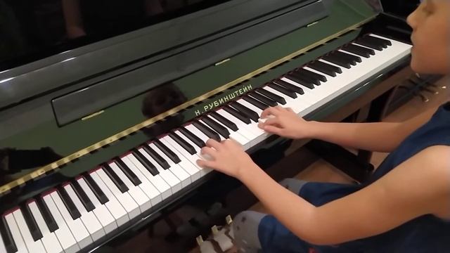 Учимся читать ноты с программой софт Моцарт, Аника 1 класс