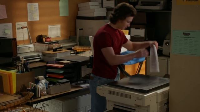 Young Sheldon 4x12 - When Georgie finds one more business idea - Sheldon Cooper смотреть онлайн