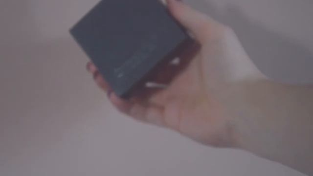 KARL LAGERFELD +MODEL co LUXE HIGHLIGHT & GLOW смотреть онлайн