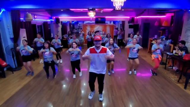 BABY LOVE - REGINA / KRAKERZ JAN / BATCH 190 of RETRO FITNESS INTERNATIONAL смотреть онлайн