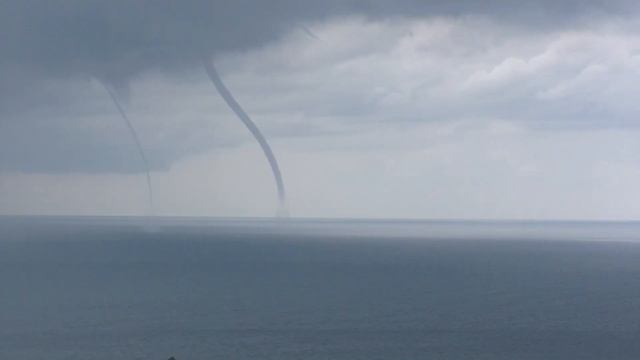 29.07.2020. Смерчи в Новороссийске смотреть онлайн