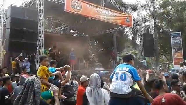 PG Pajarakan "Ora Kuat Mbok" смотреть онлайн