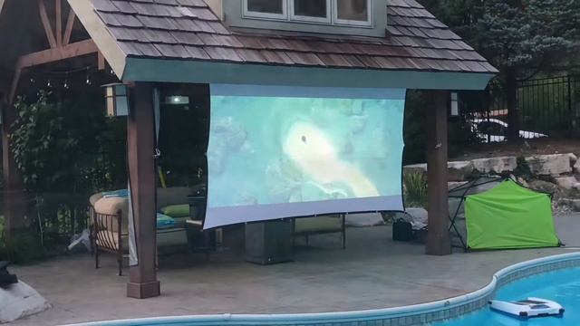 Custom 120 inch rear projection screen, HD projector, Multi zone audio, Sonos sound set up... смотреть онлайн