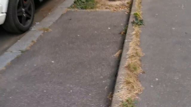 2012 white mercedes AMG g63 v8 biturbo in PAris France смотреть онлайн