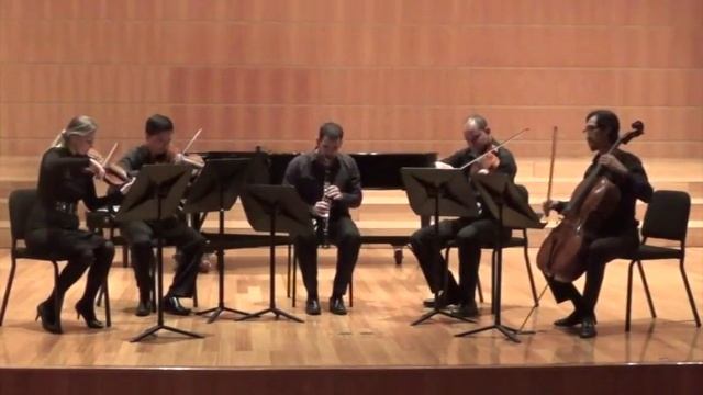 Carl M von Weber, Quinteto para clarinete y cuerdas. Op. 34. II mov смотреть онлайн