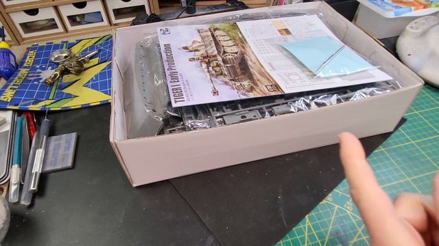 ⚠️MON 1ER TANK !! TIGER 1 BORDER MODEL 1/35 смотреть онлайн