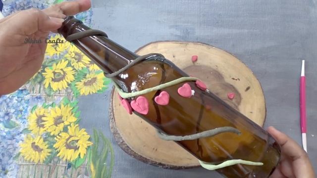 Bleeding Heart on Bottle | Air Dry Clay Art | Bottle Craft Idea | Sikha Crafts смотреть онлайн