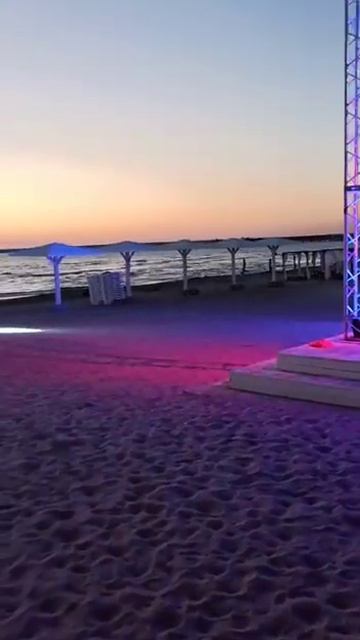 Пляжный Танцпол в Оленевке, Тарханкут, Крым #shorts смотреть онлайн