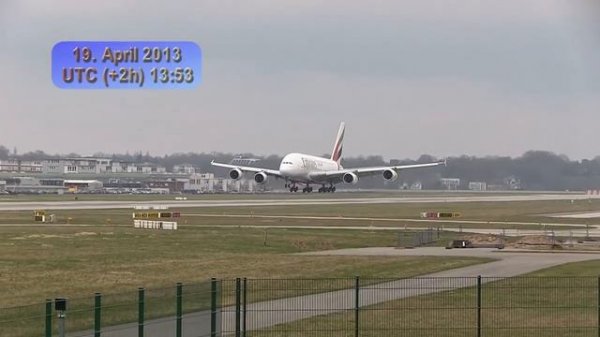 Airbus A380 Emirates Airlines - Take Off and Landing