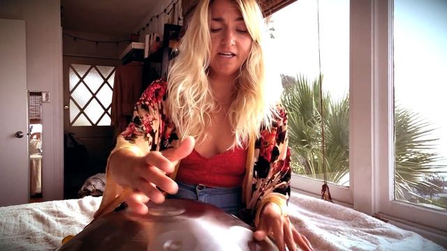 O Come, O Come Emmanuel (Lola Kristine handpan cover) смотреть онлайн