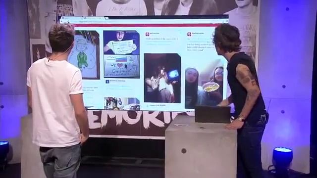 Гарри не может прочитать юн русской девушки 1DDay
