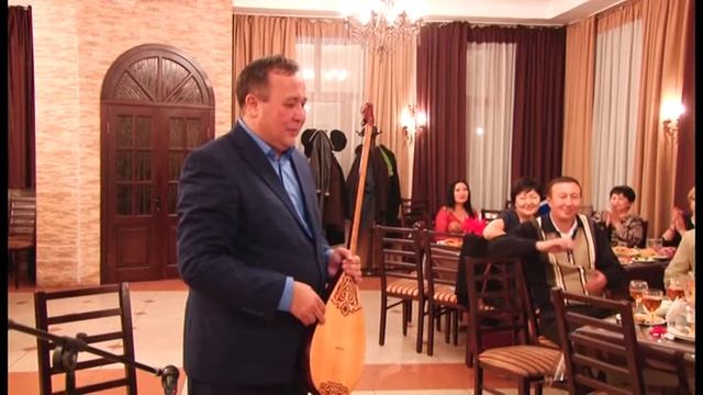 Той сахнасы смотреть онлайн