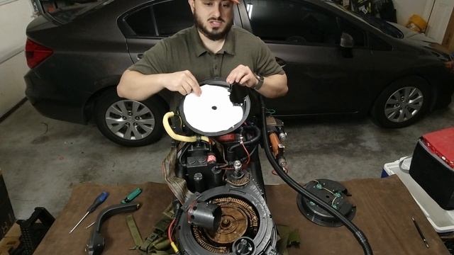 THE Best Mod is Literally FREE - HasLab Spengler Proton Pack - Cyclotron LED Diffuser Modification смотреть онлайн