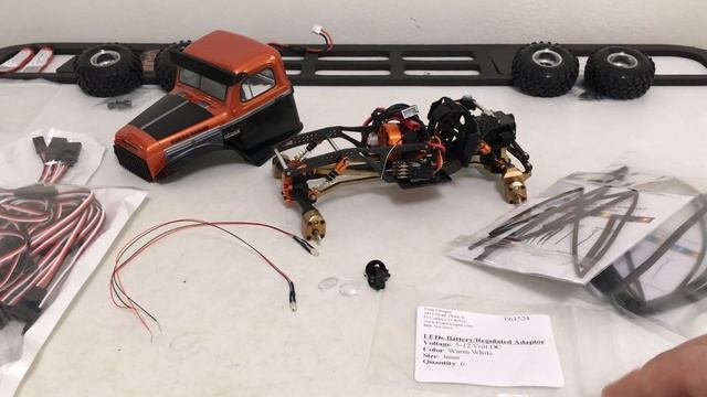SCX24 MOFO RC UAF CHASSIS BUILD: STAGE 3 - PAINT, BODY FITMENT, MAGNET MOUNTS, LIGHTING & DETAILS смотреть онлайн