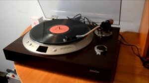 Проигрыватель винила DENON DP - 1200