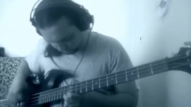 Atmospheric Black Metal Bass Solo смотреть онлайн