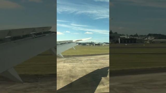 China Southern Airlines B787-9 landing смотреть онлайн