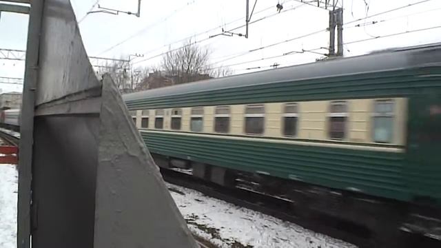 Электровоз эп20, с поездом Кисловодск- Москва. смотреть онлайн