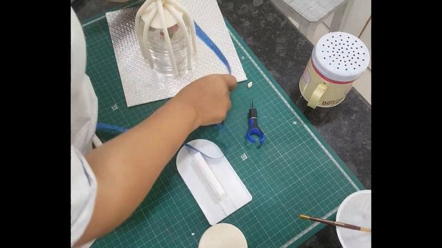 Edible Bird Cage Topper смотреть онлайн